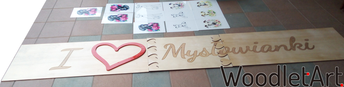 Szyld drewniany po złożeniu